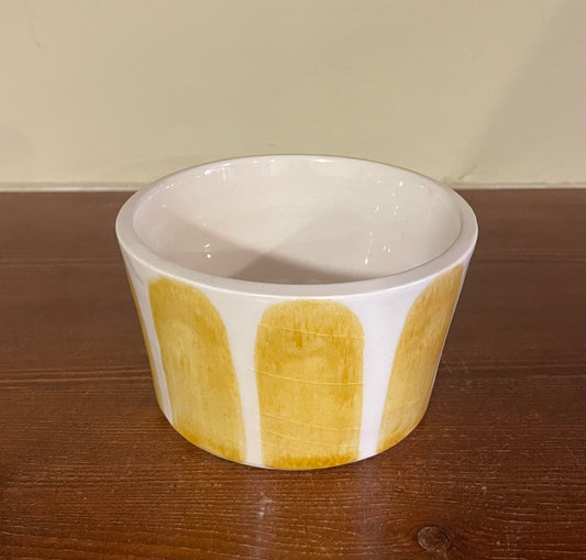 Yellow sauce boat