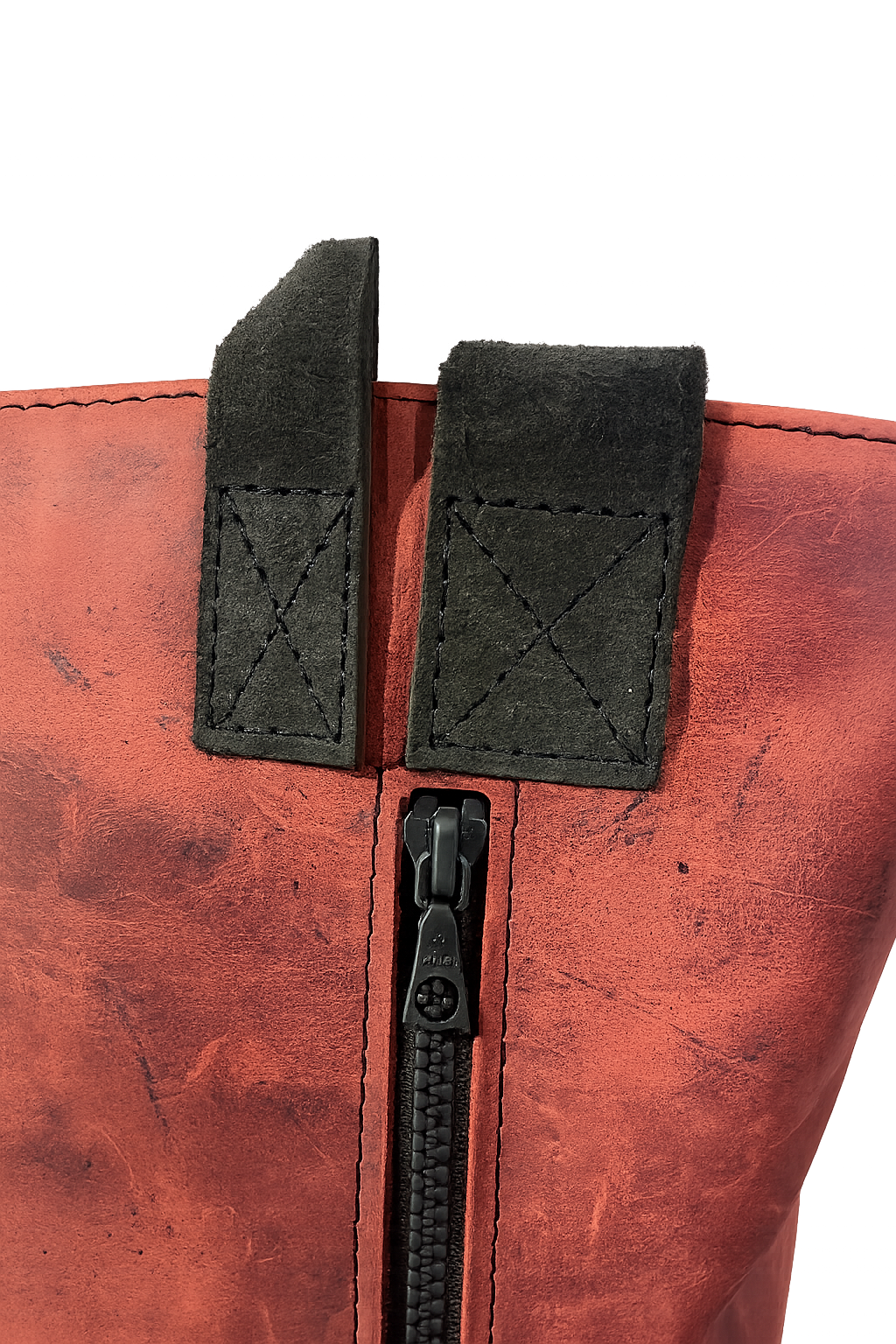 Lederrucksack „komplett zu öffnen“