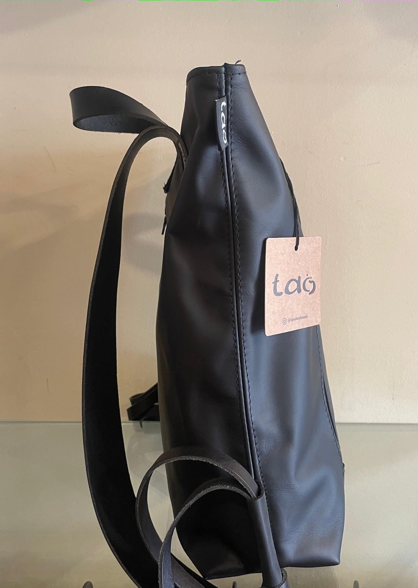 Leather backpack Black "fully openable"
