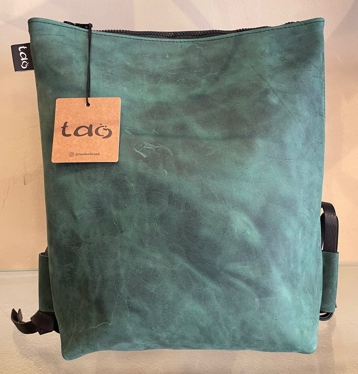 Leather backpack Green "fully openable"