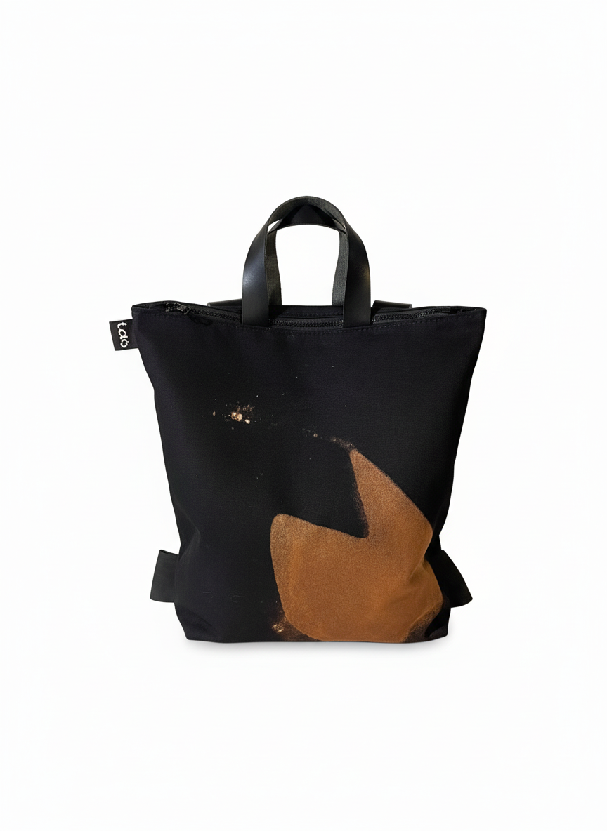 Mochila teñida con anudados